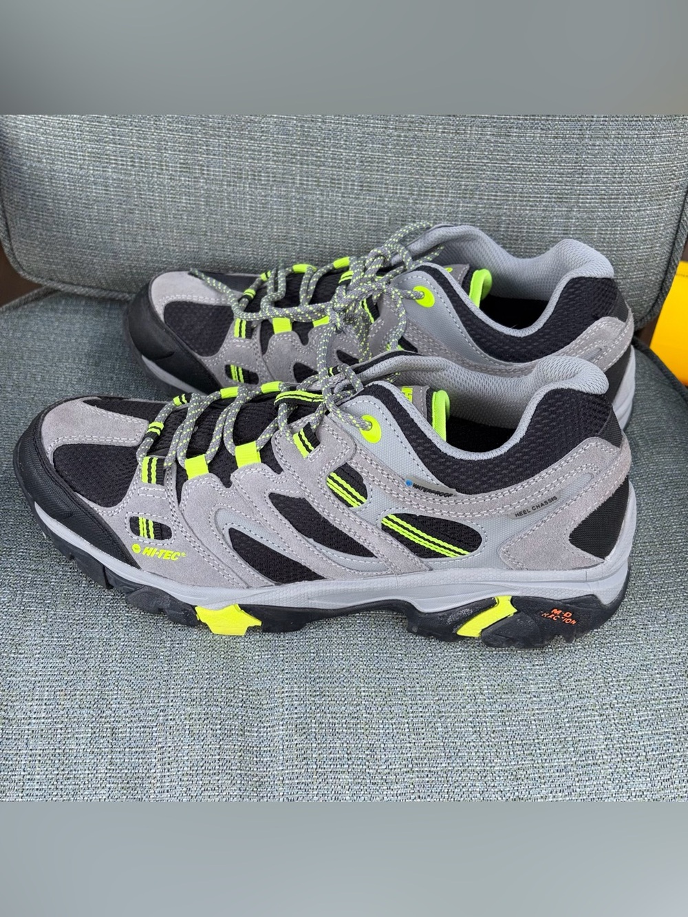 Hi-Tec Apex Low WP men’s waterproof hiking gray black yellow size 11